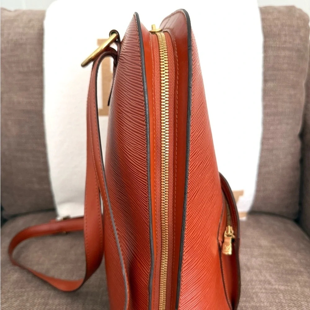 Authentic Louis Vuitton Epi Gobelin Backpack M52293 brown Epi leather